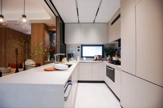 保利质造丨保利发展携手UIOT超级智慧家，解码智慧未来家