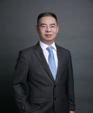 长城基金迎来新掌门：老将邱春杨离任，原督察长祝函升任总经理，代任督察长