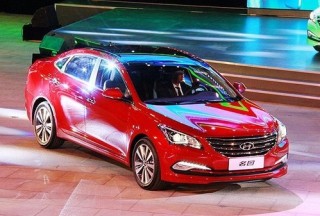 汽车夜间行车灯光使用规范？