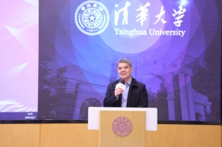 黄汉权：高端消费只要是合法收入来源都可以鼓励