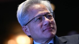 英伟达称其GPU比谷歌AI芯片“领先一代”