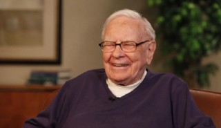 巴菲特：感谢盖茨没拉上我，爱泼斯坦文件曝光后，没和他再说过话