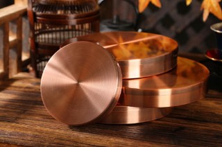 铜价再创新高 提货订单激增加剧了美国关税风险引发的供应担忧