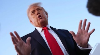 特朗普称必须参与伊朗新领导人遴选，称哈梅内伊之子“不可接受”