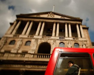 银行理财如何帮助高净值人群分散风险？