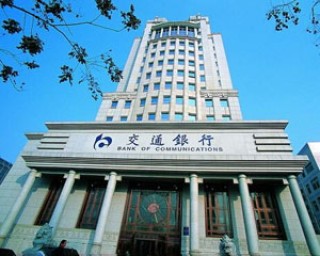 为什么银行要推行科技赋能战略，技术故障风险如何防范？