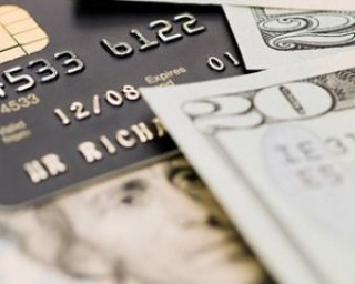 如何对比不同银行的服务质量？