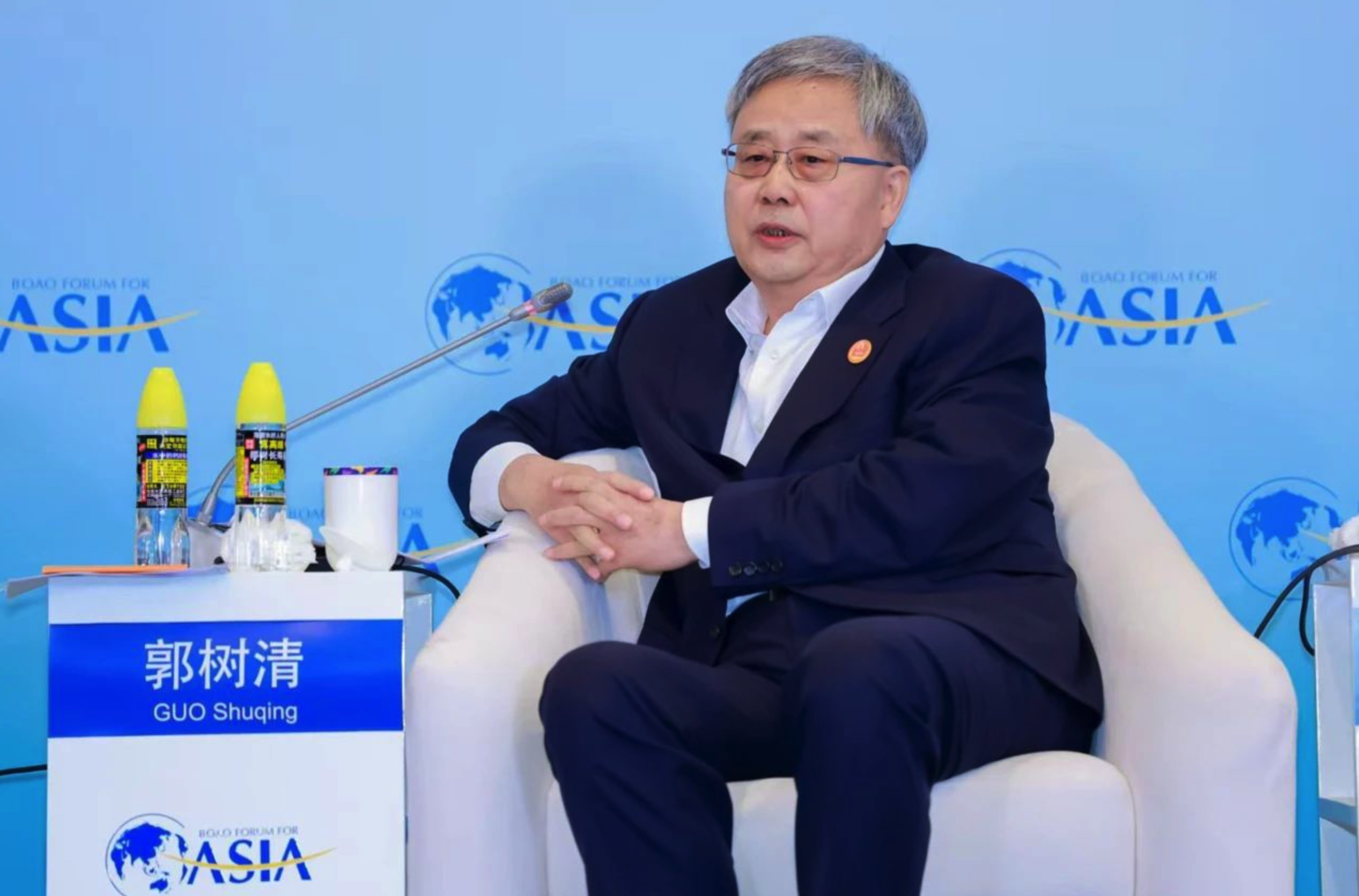 郭树清：应充分发挥政府、医院、社区、家庭等多方作用，大力推进医养结合发展  第1张