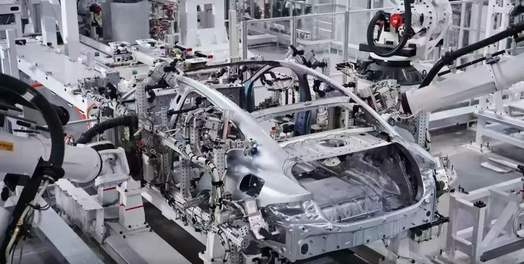 何小鹏、雷军、李斌先后喊出年内盈利,你怎么看 第3张 何小鹏、雷军、李斌先后喊出年内盈利,你怎么看 第3张