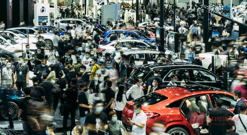 多家新能源汽车品牌公布“银十”销量：零跑首超7万辆“再拔头筹”，蔚来、小米均破4万辆大关  第3张