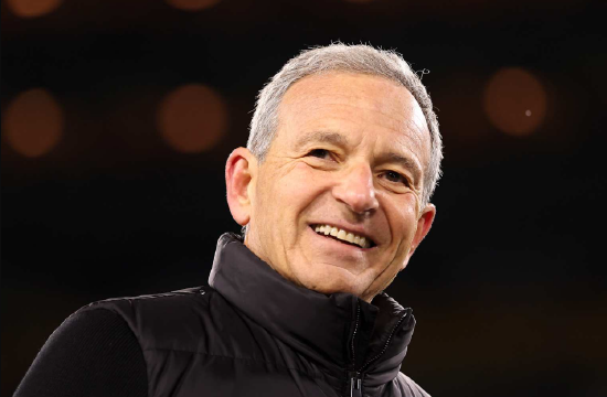 迪士尼净利大增近三倍却不及营收预期 股价大跌7.8%  第1张