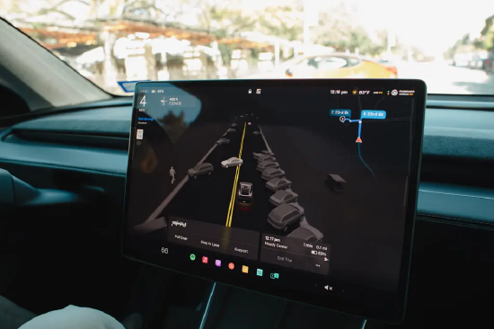 特斯拉无人驾驶出租车：华尔街热捧有加，落地进程却步履滞后  第1张