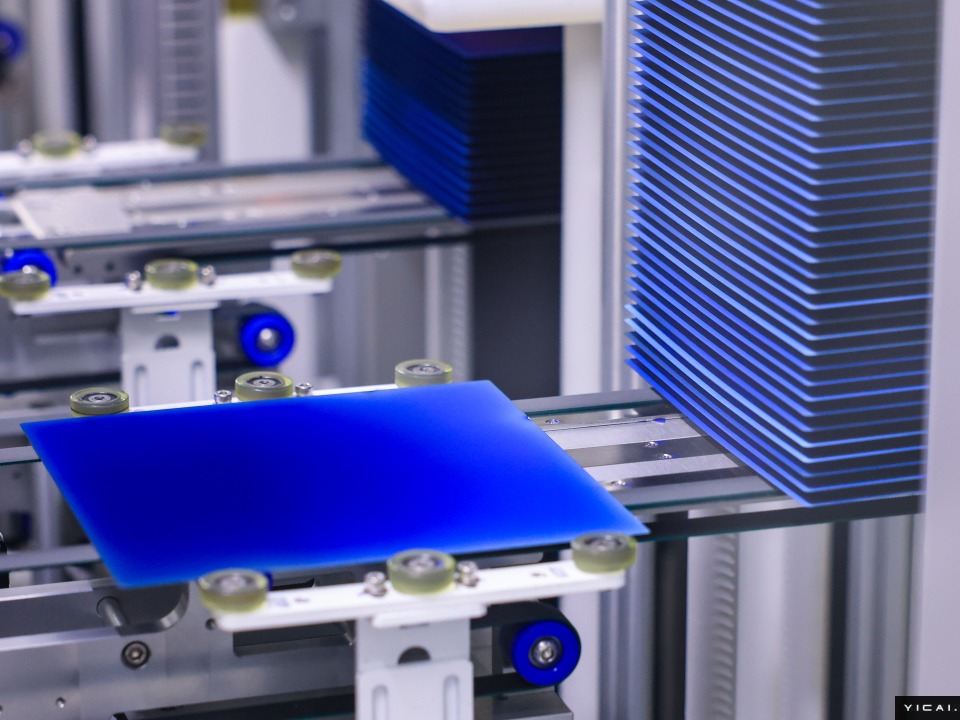 亿晶光电被“追账”1.4亿元，这几家光伏企业亦被责令退还投资款  第1张