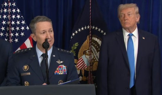 马杜罗被抓细节公布！特朗普：将管理委内瑞拉，美国大型石油公司将进入  第5张