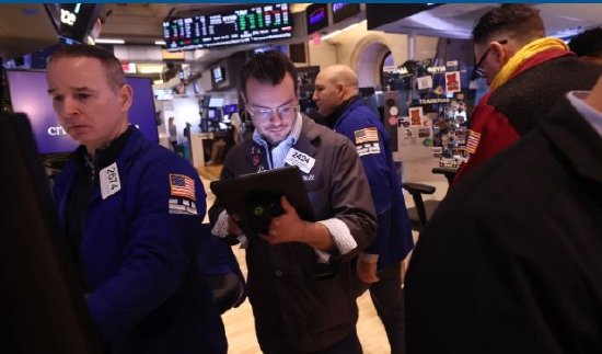 盘前：纳指期货跌0.87% 鲍威尔遭刑事调查  第1张