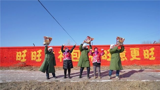 旺旺搞大事了!刷遍全国农村, 方言喊出最浓中式年味 第5张 旺旺搞大事了!刷遍全国农村, 方言喊出最浓中式年味 第5张