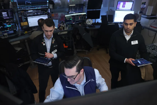 纳指与标普500将迎来3月以来最差月度表现,投资者如何应对 第2张 纳指与标普500将迎来3月以来最差月度表现,投资者如何应对 第2张