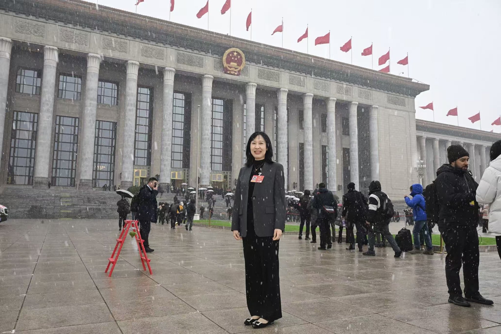 全国人大代表周燕芳:建议构建国家级智驾数据共享标准及平台 第1张 全国人大代表周燕芳:建议构建国家级智驾数据共享标准及平台 第1张