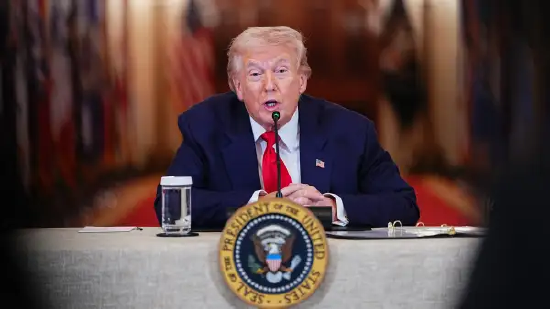 特朗普拒评伊朗新最高领袖是否成为袭击目标  第1张