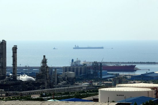 中东战争急剧升级 伊朗称油气设施遭到美以打击 第1张 中东战争急剧升级 伊朗称油气设施遭到美以打击 第1张