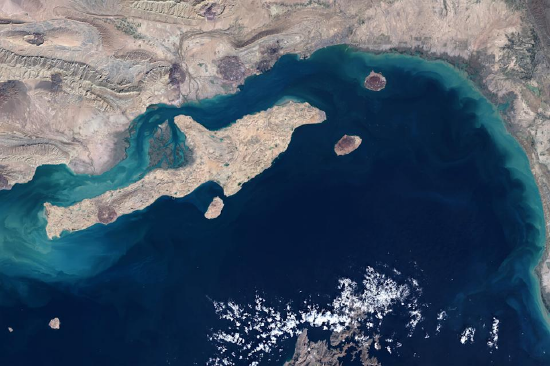 4月11日外盘头条：美伊谈判在即 特朗普威胁若未达成协议将恢复打击  霍尔木兹海峡通行船只依然寥寥 第6张